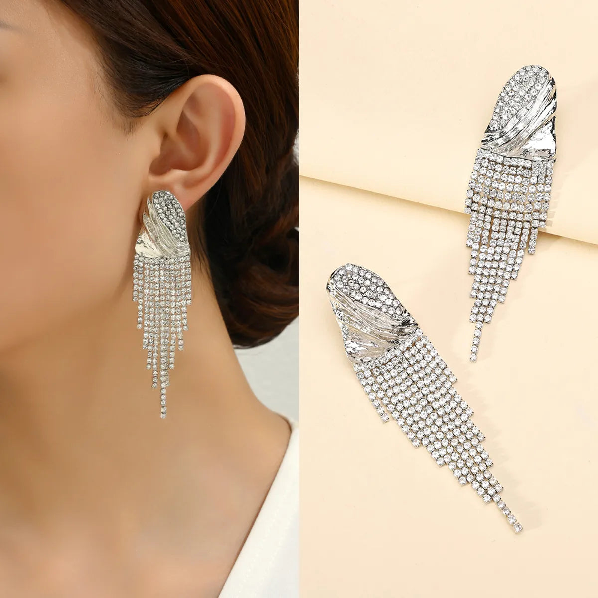 1 Pair Elegant Luxurious Solid Color Inlay Zinc Alloy Artificial Crystal Drop Earrings