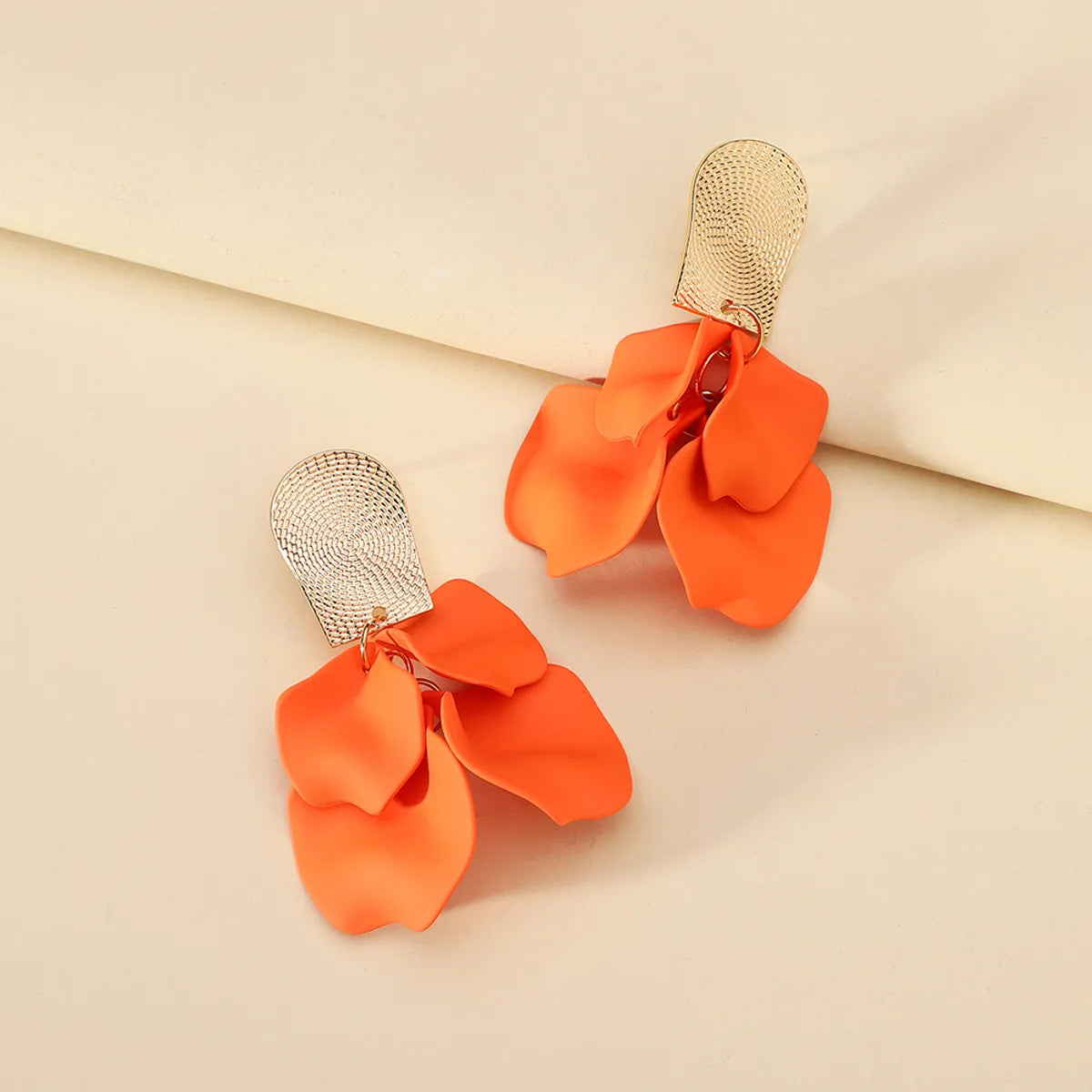 1 Pair Elegant Luxurious Sweet Petal Alloy Dangling Earrings