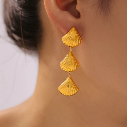 1 Pair Elegant Modern Style Classic Style Shell 304 Stainless Steel 18K Gold Plated Drop Earrings