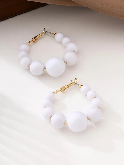 1 Pair Elegant Pastoral Streetwear Round Ball Asymmetrical Irregular Beaded Arylic Artificial Pearl Alloy Hoop Earrings