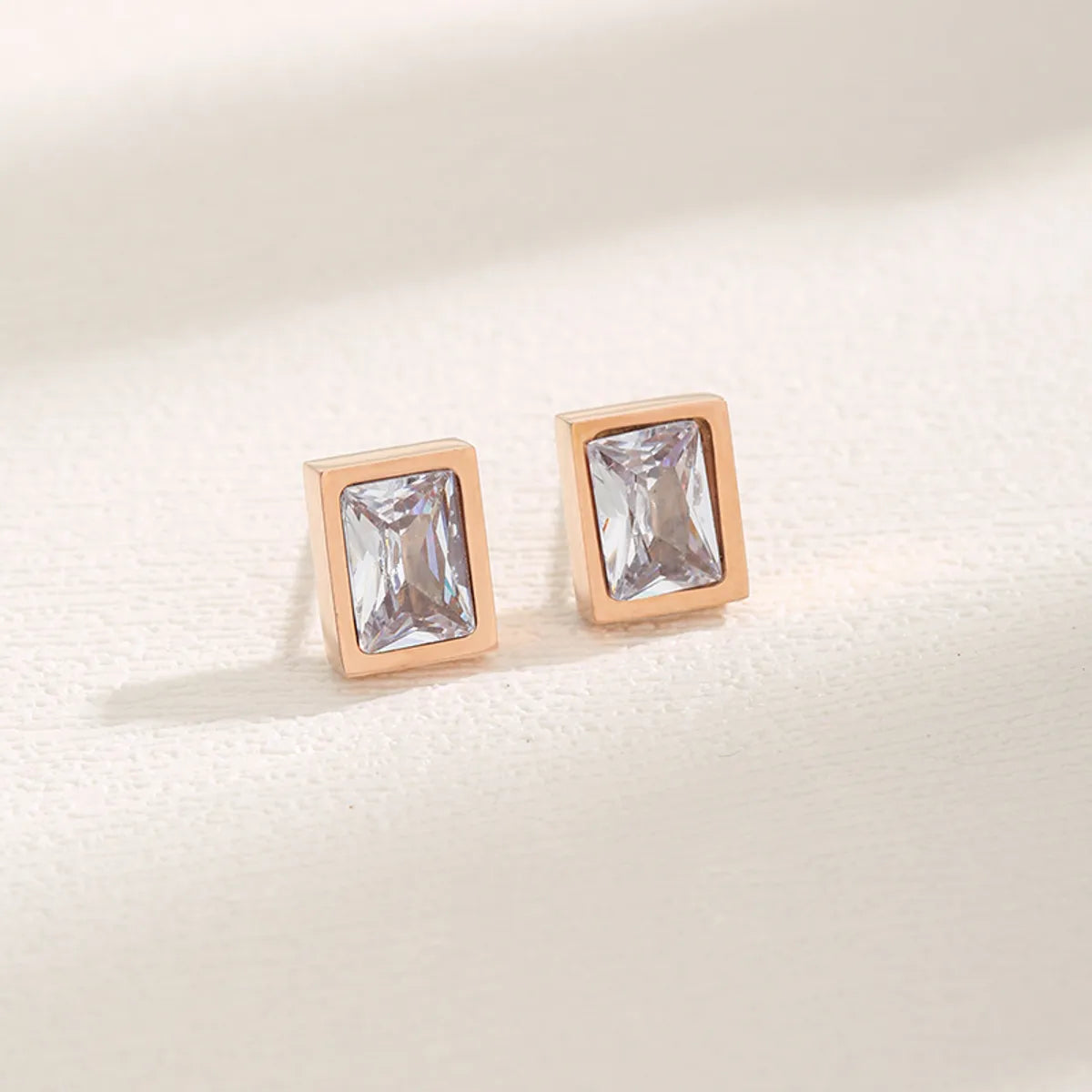 1 Pair Elegant Retro Commute Square Plating Inlay Stainless Steel Zircon 18k Gold Plated Drop Earrings Ear Studs