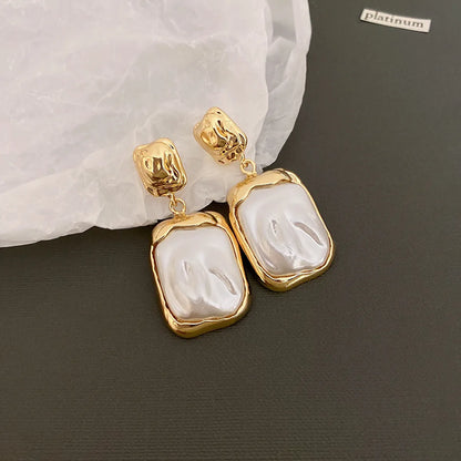 1 Pair Elegant Retro Flower Inlay Copper Zircon Ear Studs