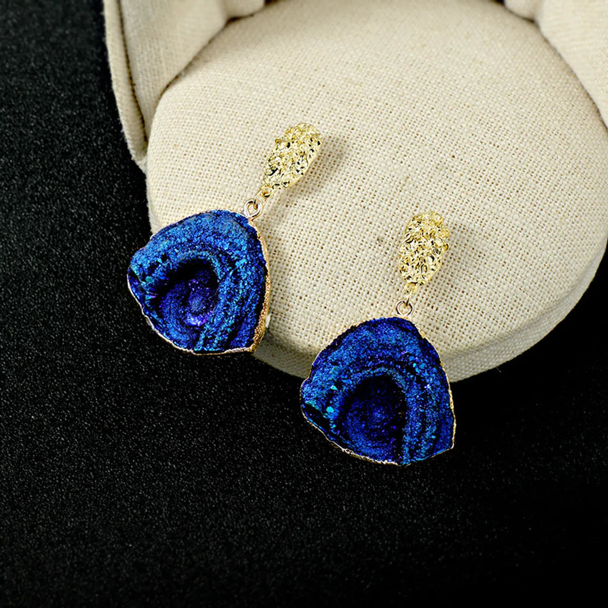 1 Pair Elegant Retro Geometric Alloy Resin Drop Earrings