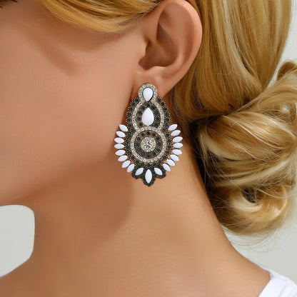 1 Pair Elegant Retro Geometric Beaded Plating Zinc Alloy Drop Earrings