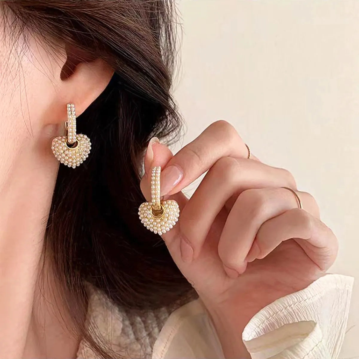 1 Pair Elegant Retro Heart Shape Plating Inlay Alloy Artificial Pearls Earrings