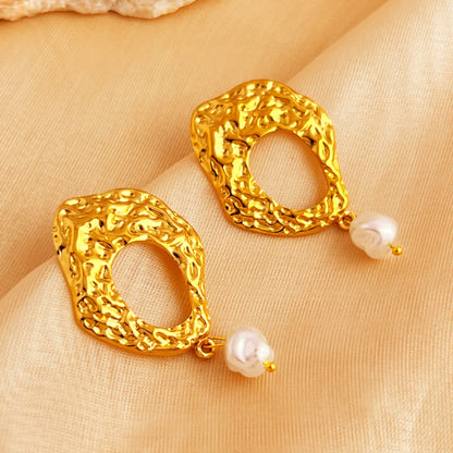 1 Pair Elegant Retro Irregular Pearl Hollow Out 201 Stainless Steel 18K Gold Plated Drop Earrings