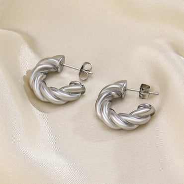 1 Pair Elegant Retro Lady C Shape Plating Stainless Steel Ear Studs