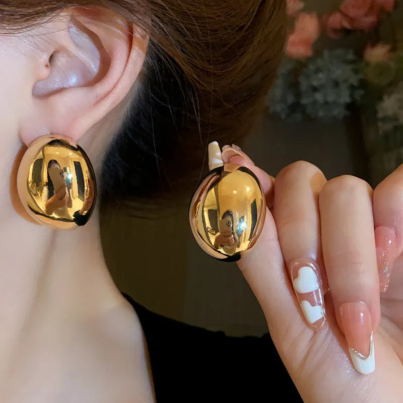 1 Pair Elegant Retro Oval Irregular Plating Alloy Gold Plated Ear Studs