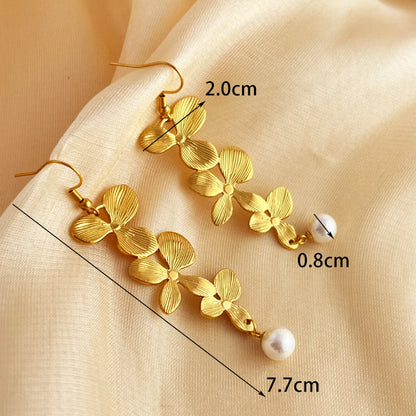 1 Pair Elegant Retro Shamrock Inlay 304 Stainless Steel Pearl 18K Gold Plated Drop Earrings