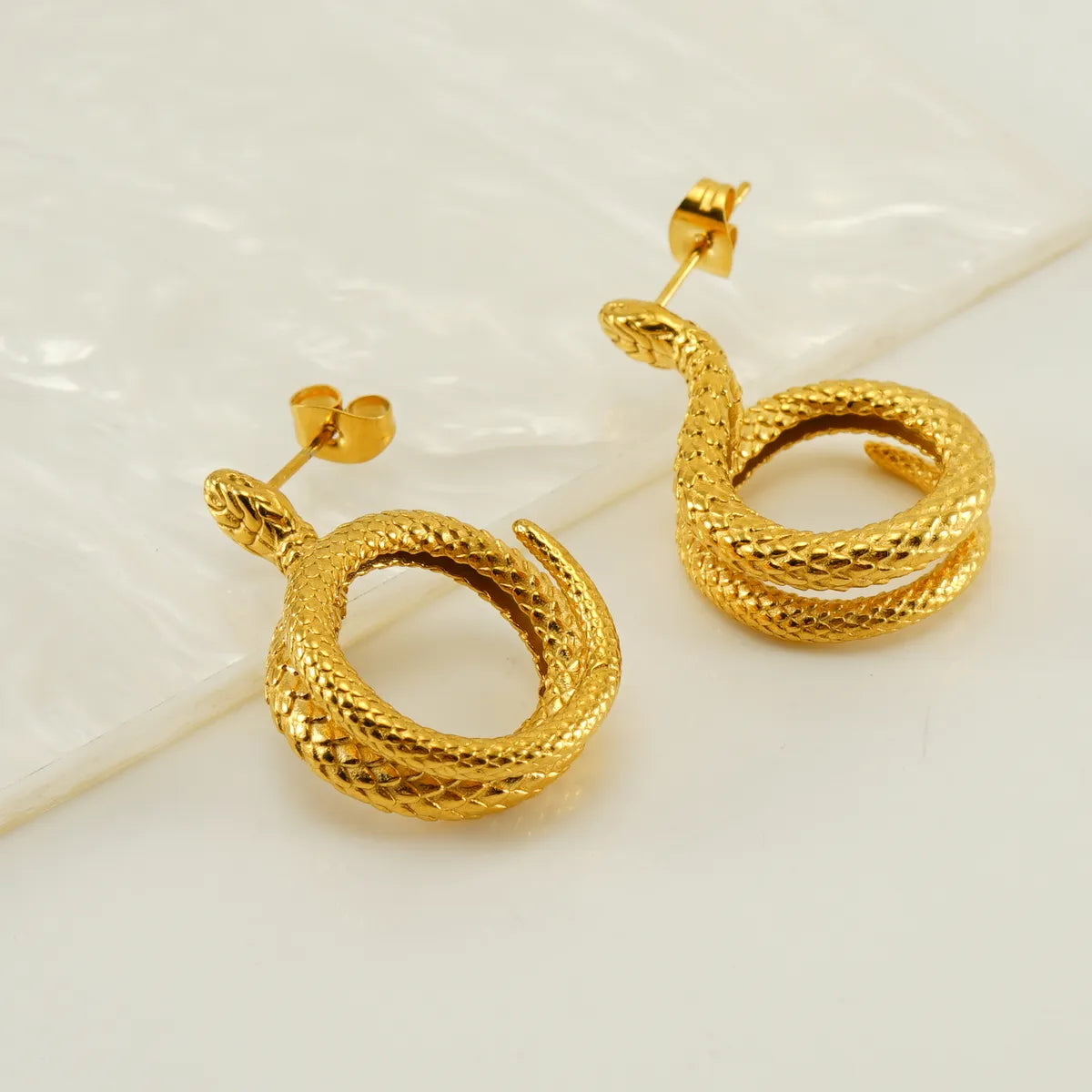 1 Pair Elegant Retro Snake Polishing Plating Stainless Steel 18k Gold Plated Ear Studs