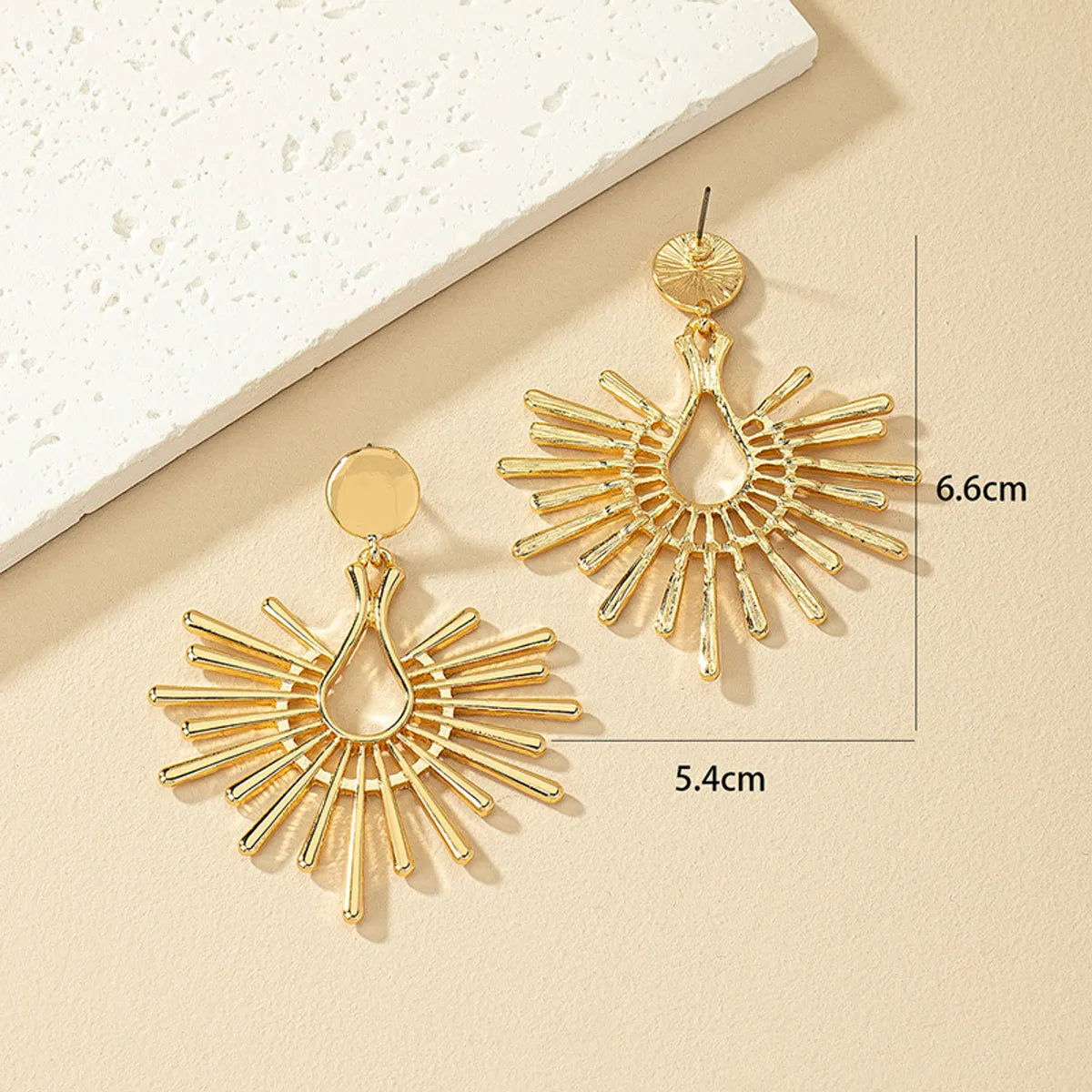 1 Pair Elegant Retro Water Droplets Plating Hollow Out Alloy Drop Earrings