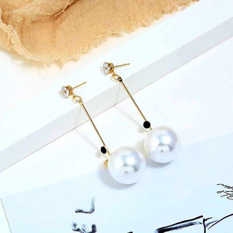 1 Pair Elegant Romantic Streetwear Geometric Tassel Tassel Inlay Alloy Artificial Pearls Drop Earrings