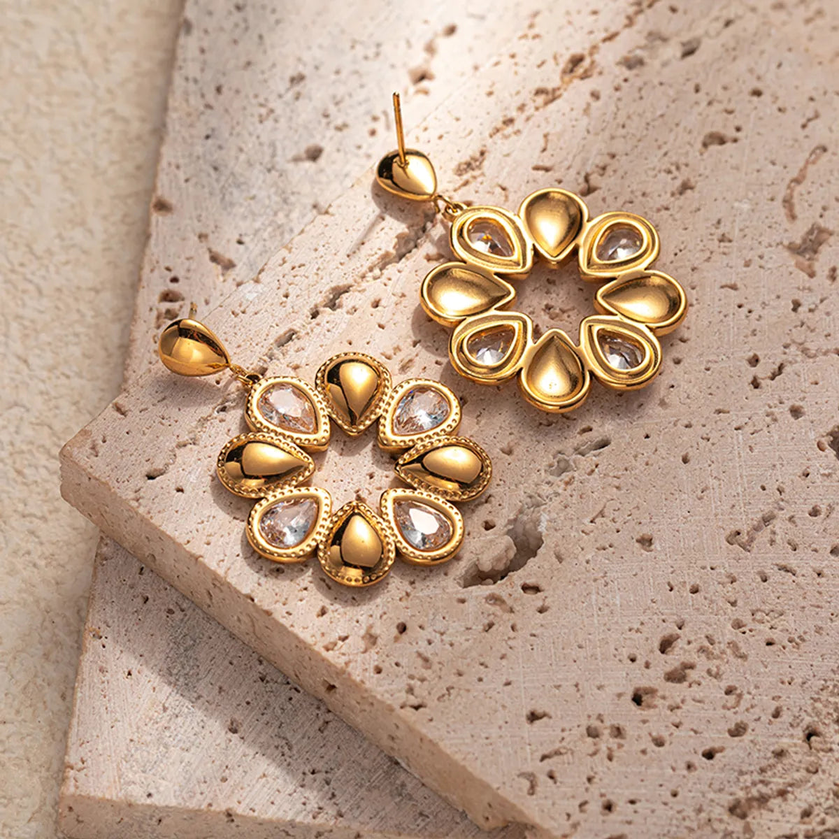 1 Pair Elegant Romantic Sweet Flower 304 Stainless Steel Zircon 14K Gold Plated Ear Studs