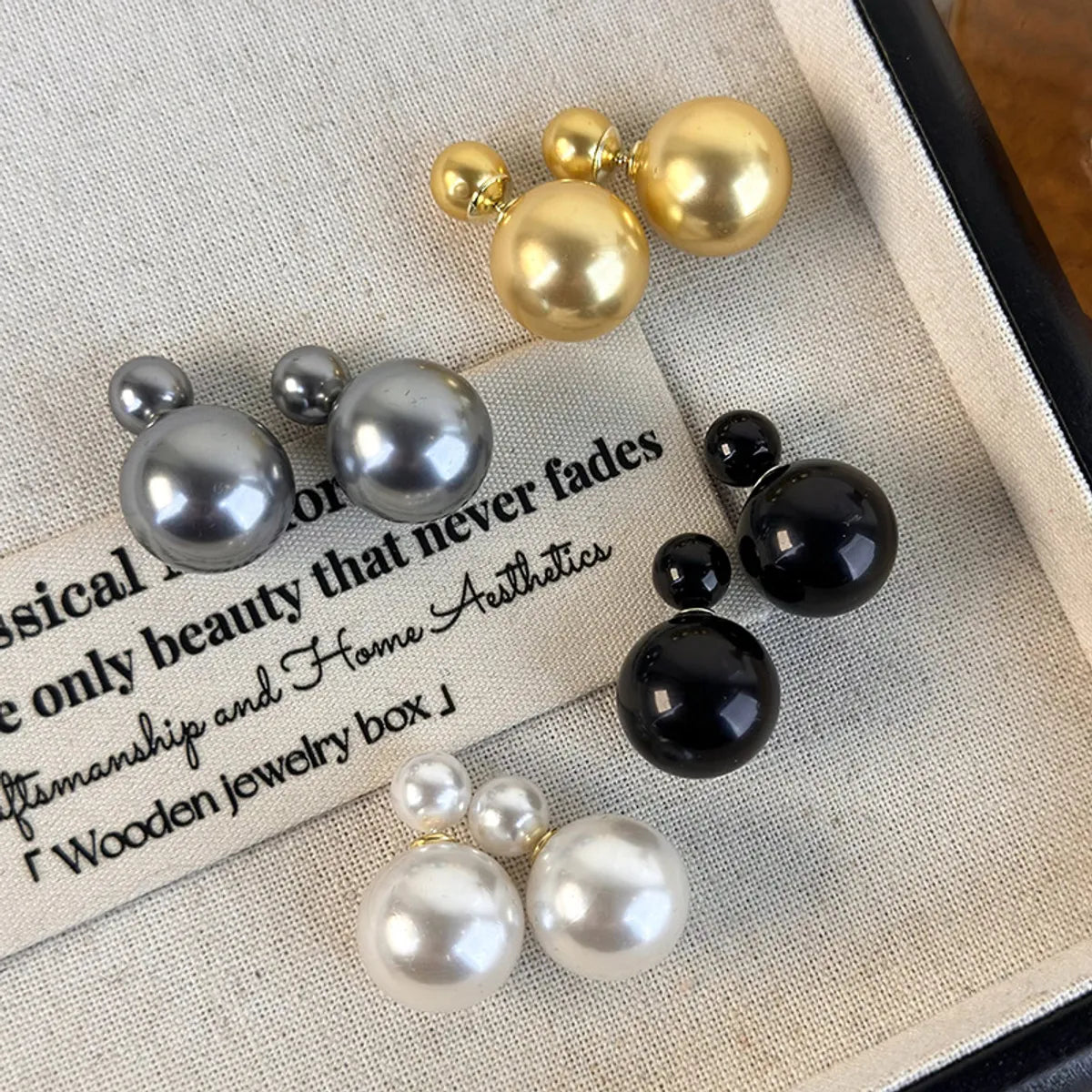 1 Pair Elegant Round Inlay Resin Artificial Pearls Ear Studs