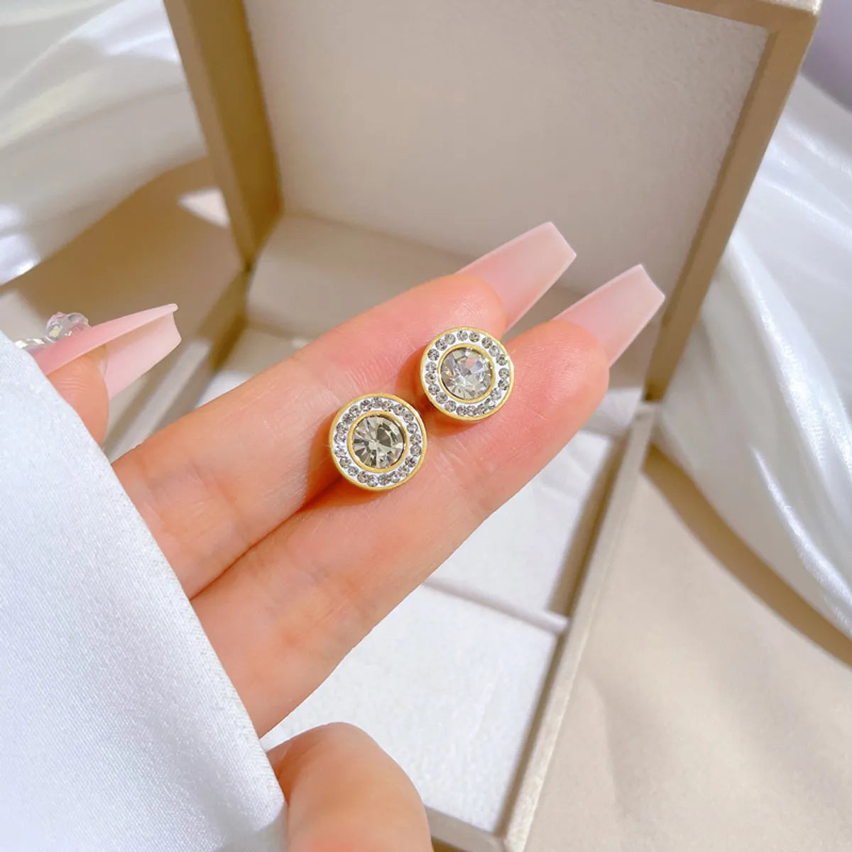 1 Pair Elegant Round Plating Inlay Titanium Steel Zircon Ear Studs