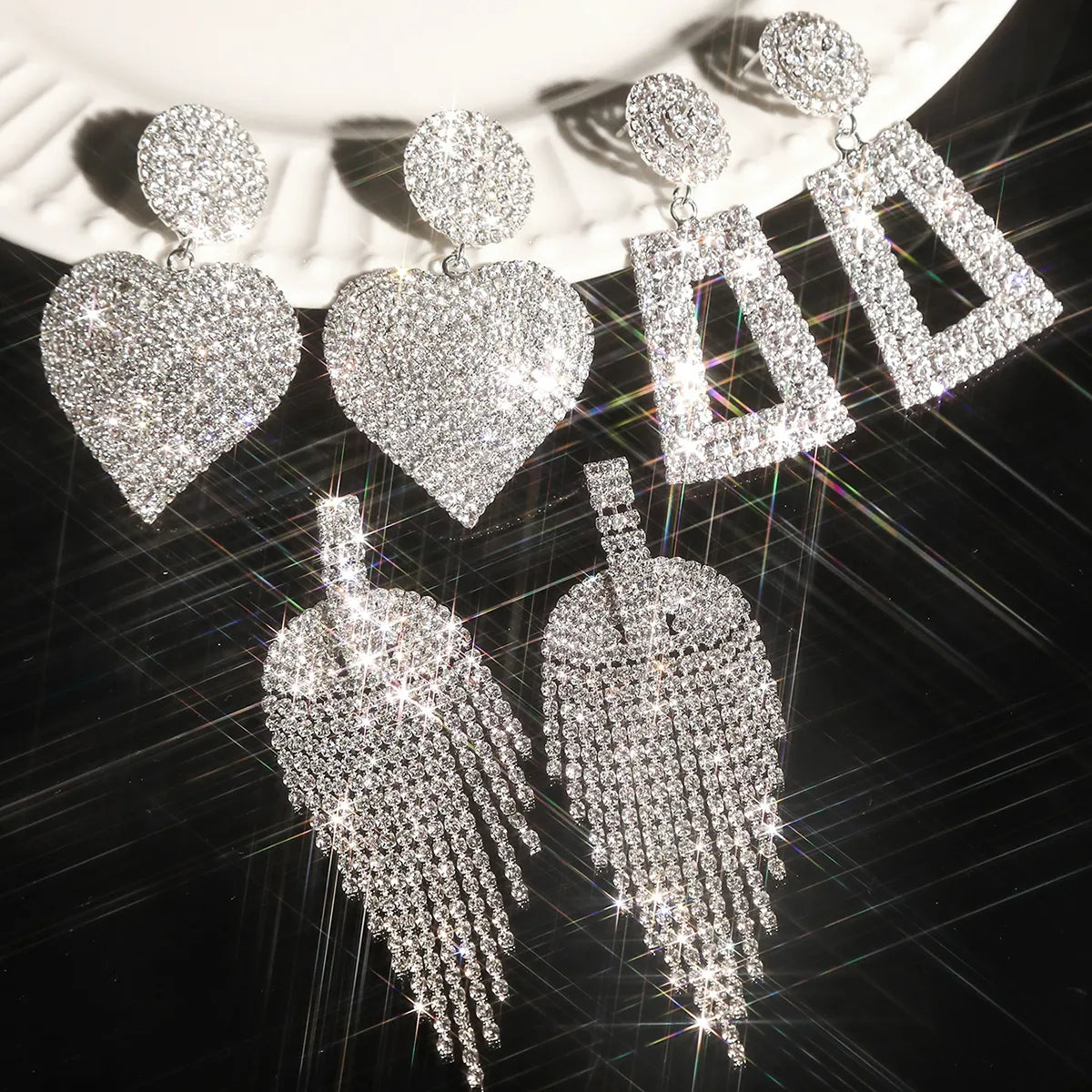 1 Pair Elegant Shiny Geometric Heart Shape Inlay Alloy Rhinestones Silver Plated Drop Earrings