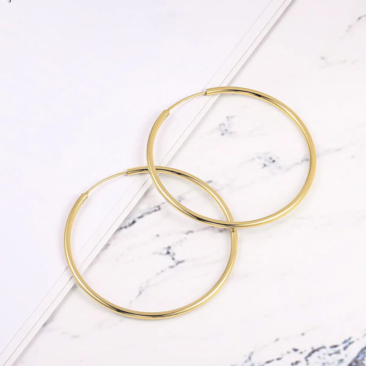 1 Pair Elegant Simple Style Circle Plating Sterling Silver Gold Plated Silver Plated Hoop Earrings