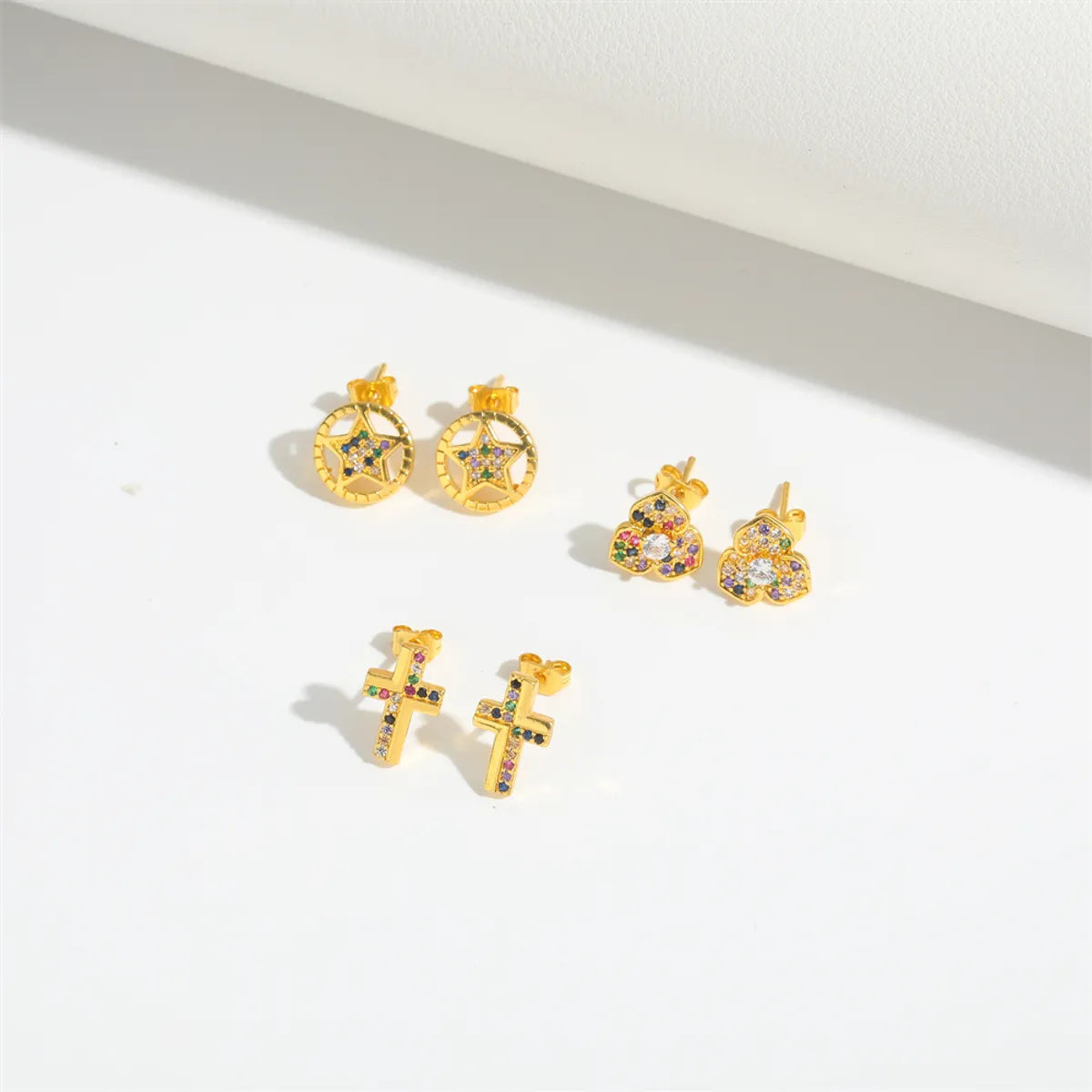 1 Pair Elegant Simple Style Commute Cross Star Flower Inlay Copper Zircon 14K Gold Plated Ear Studs