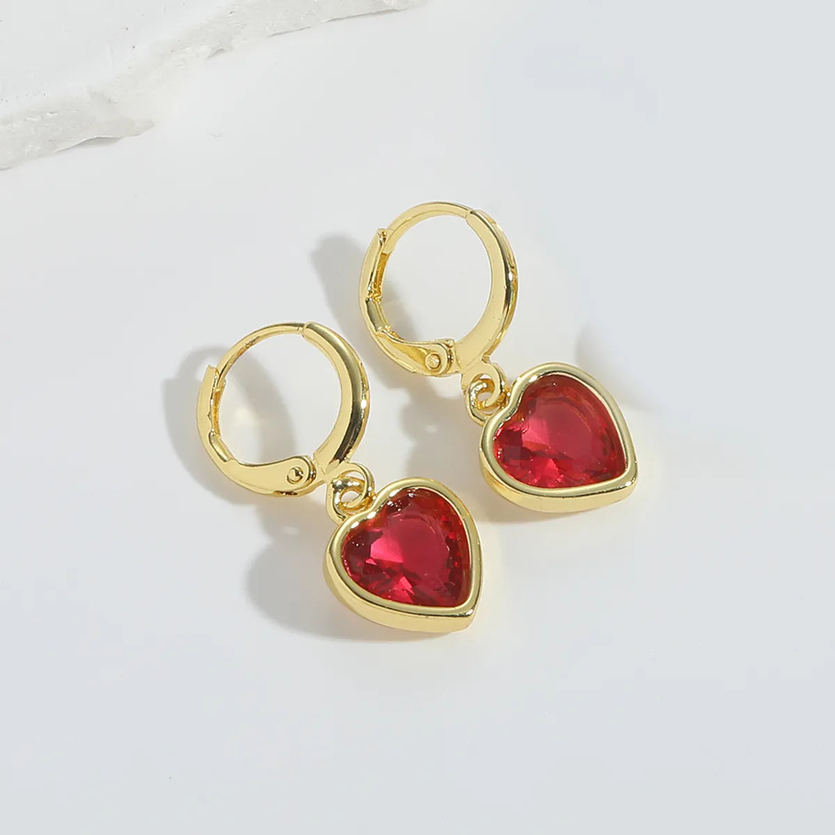 1 Pair Elegant Simple Style Commute Heart Shape Inlay Copper Zircon 14K Gold Plated Drop Earrings