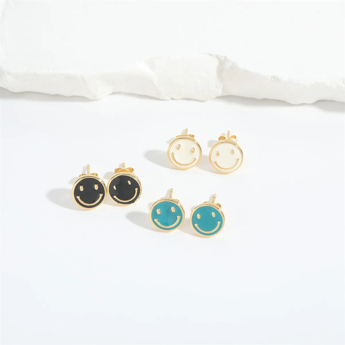 1 Pair Elegant Simple Style Commute Smile Face Enamel Copper 14K Gold Plated Ear Studs