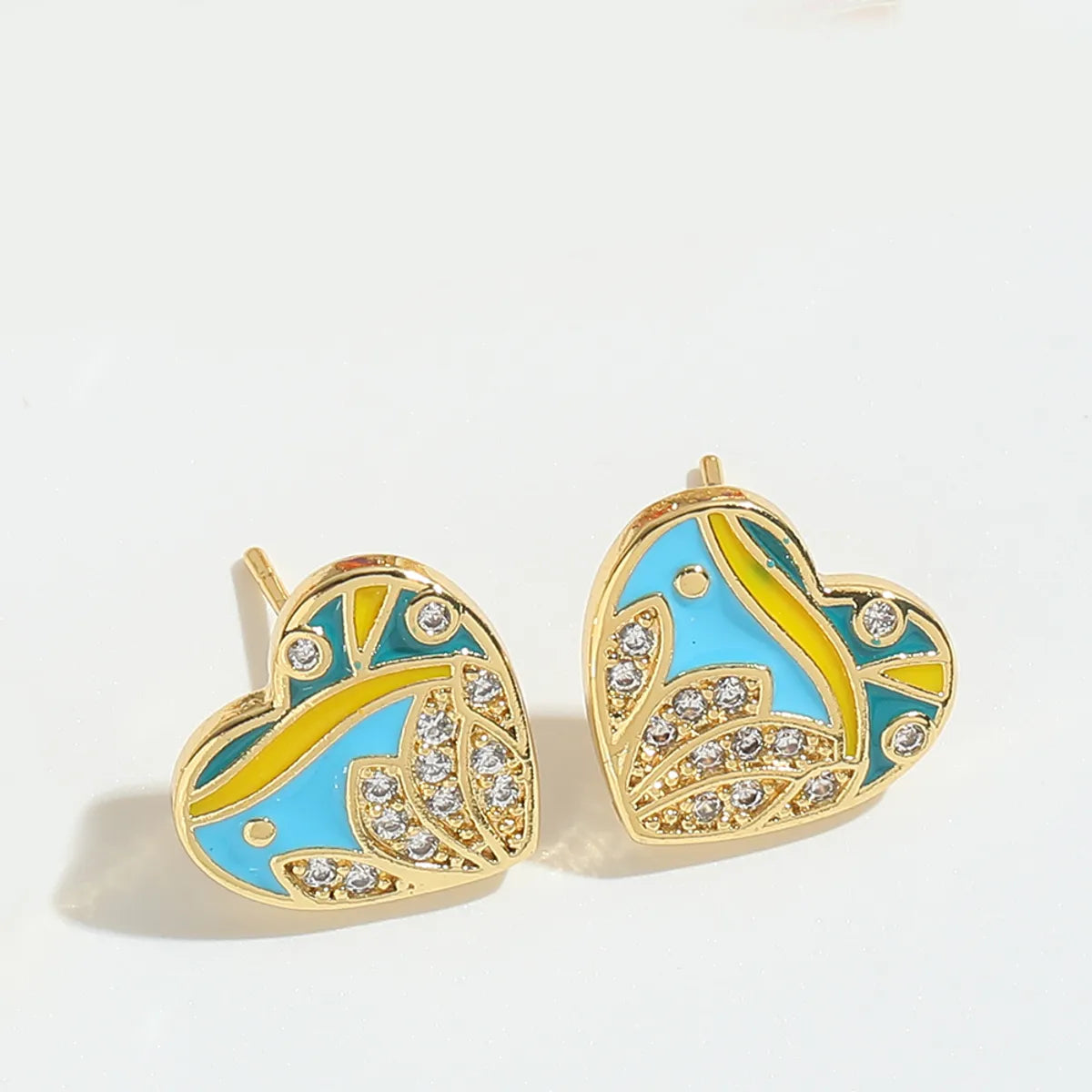 1 Pair Elegant Simple Style Commute Triangle Heart Shape Enamel Inlay Copper Zircon 14K Gold Plated Ear Studs