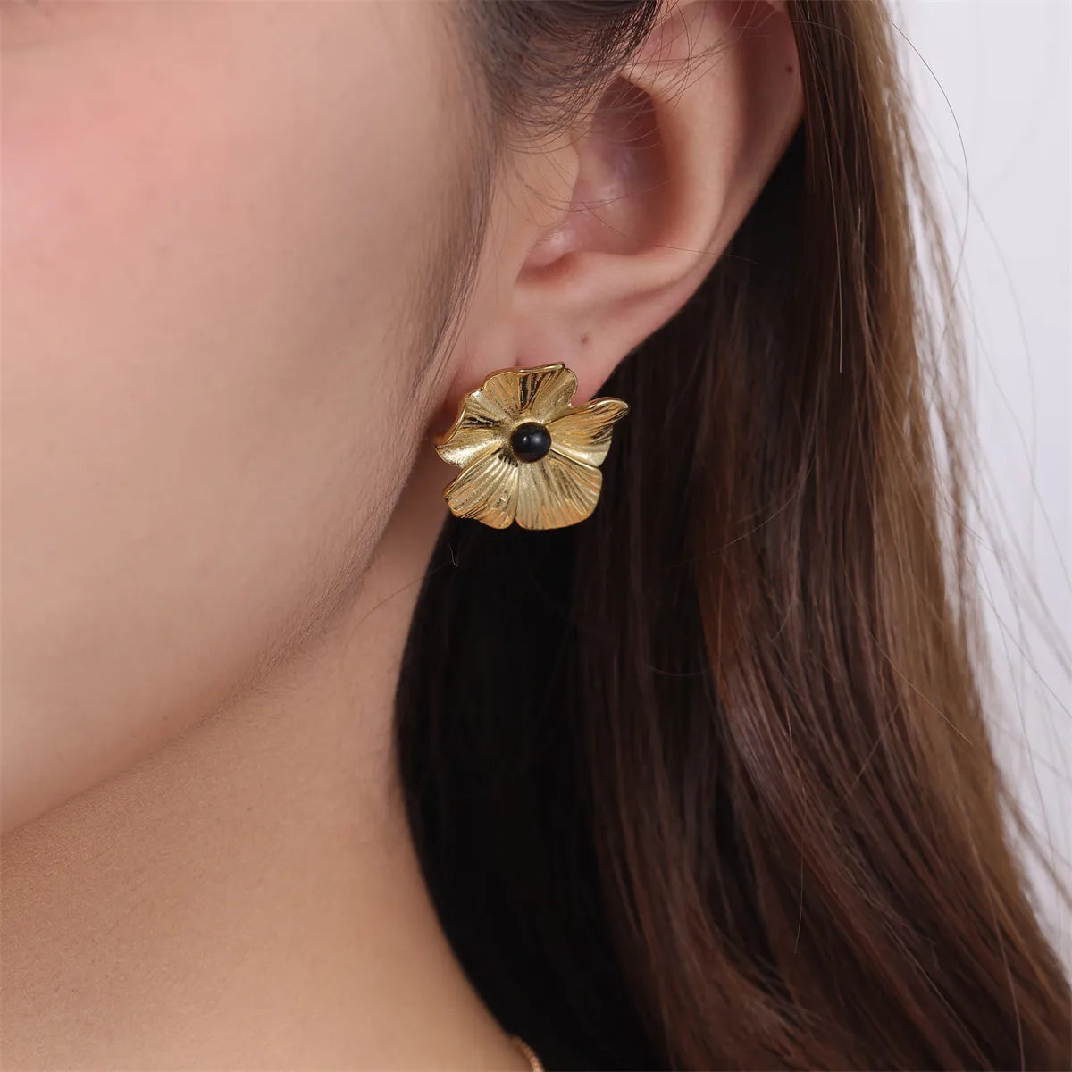 1 Pair Elegant Simple Style Flower Plating Inlay Stainless Steel Natural Stone 18k Gold Plated Ear Studs