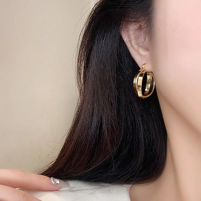 1 Pair Elegant Simple Style Geometric Alloy Gold Plated Earrings