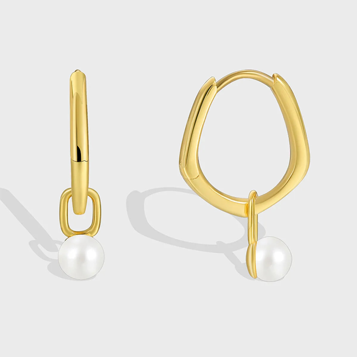 1 Pair Elegant Simple Style Geometric Plating Inlay Copper Artificial Pearls 18k Gold Plated Earrings