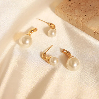 1 Pair Elegant Simple Style Geometric Plating Inlay Copper Artificial Pearls 18k Gold Plated Earrings