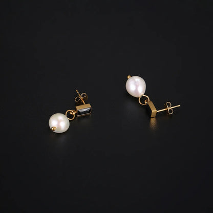 1 Pair Elegant Simple Style Geometric Plating Inlay Stainless Steel Freshwater Pearl Zircon 18k Gold Plated Drop Earrings