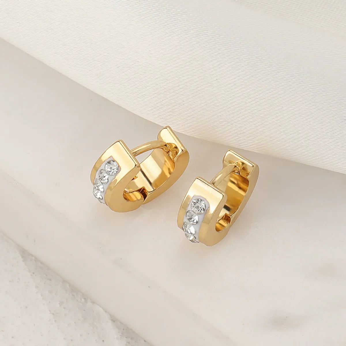 1 Pair Elegant Simple Style Geometric Stainless Steel Zircon 18K Gold Plated Huggie Earrings