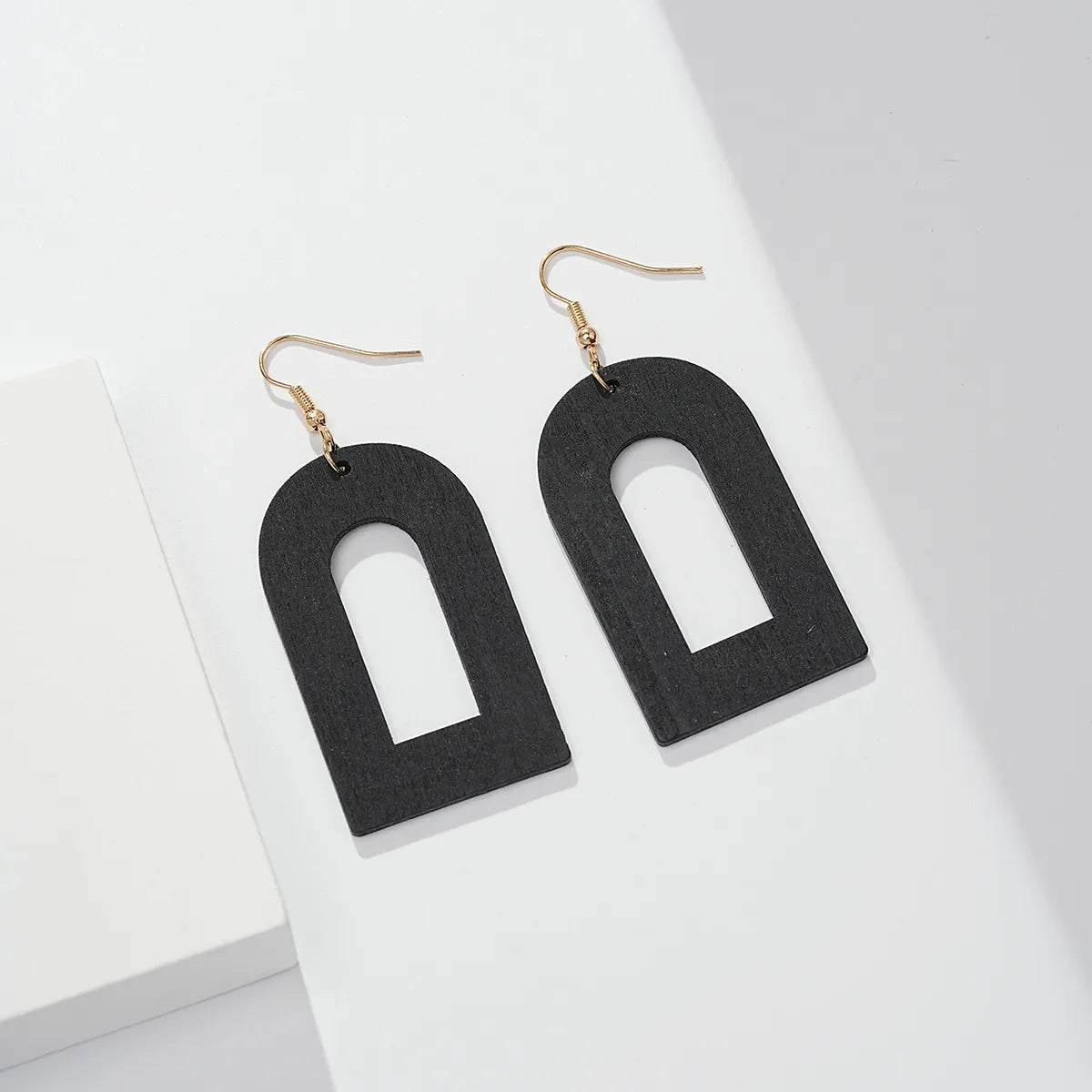 1 Pair Elegant Simple Style Geometric Wood Drop Earrings