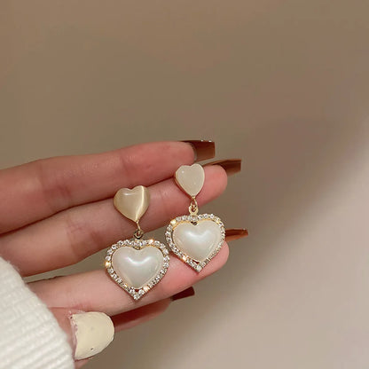 1 Pair Elegant Simple Style Heart Shape Alloy Artificial Rhinestones Artificial Pearls Drop Earrings