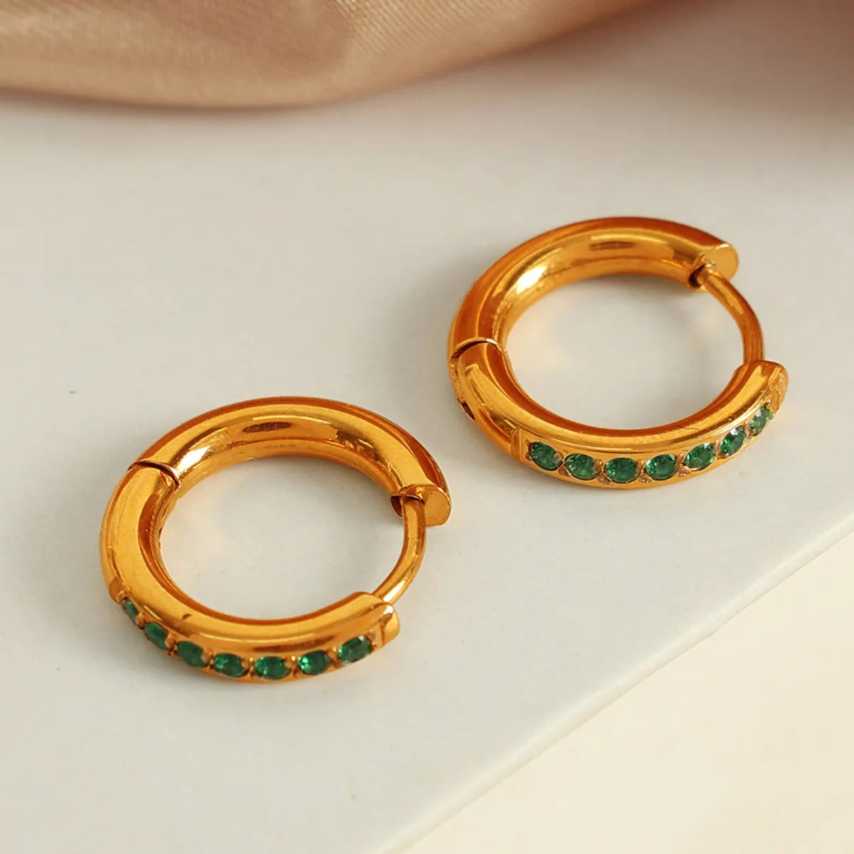 1 Pair Elegant Simple Style IG Style Round Polishing Inlay 304 Stainless Steel Rhinestones 18K Gold Plated Earrings