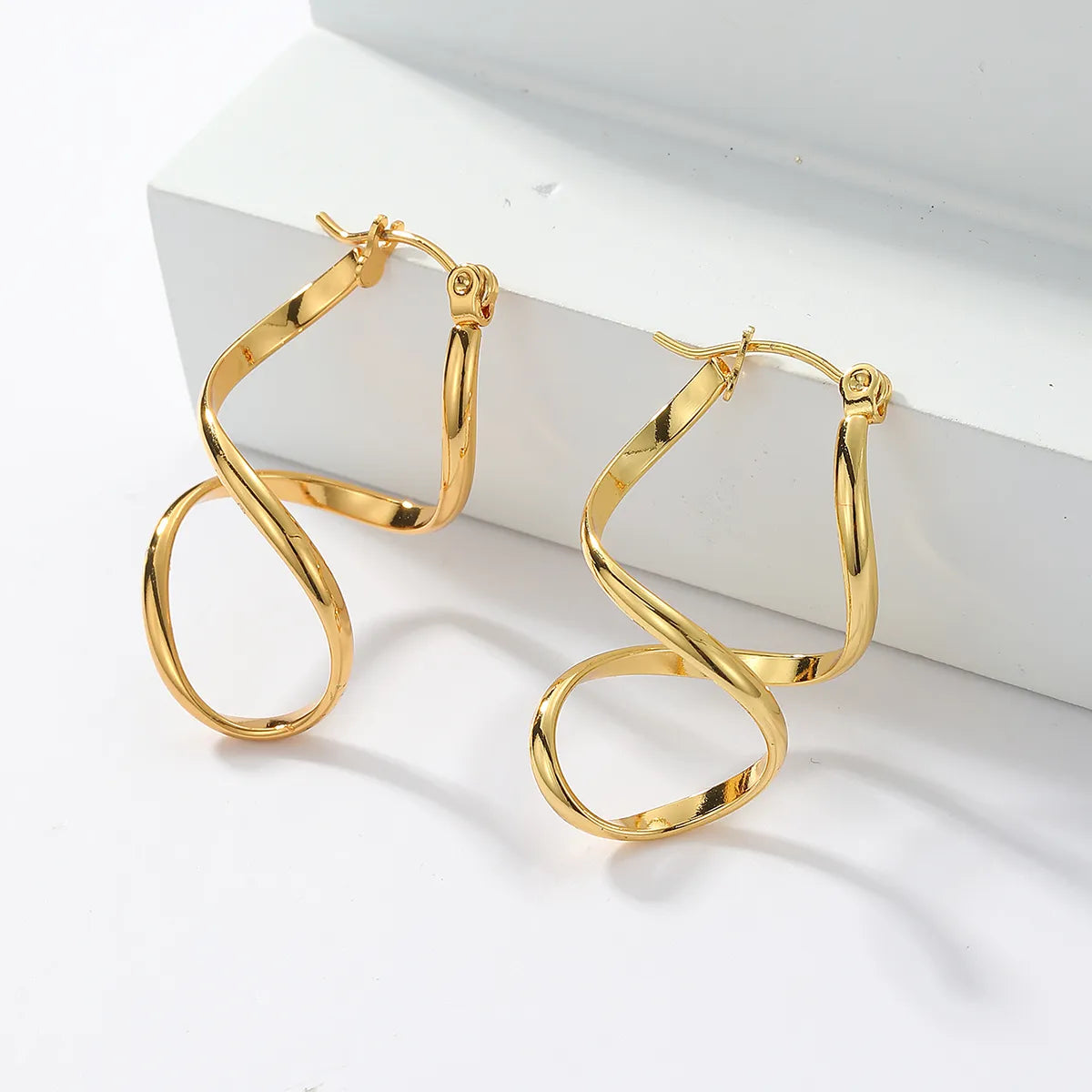 1 Pair Elegant Simple Style Irregular Geometric Plating Stainless Steel 18k Gold Plated Earrings