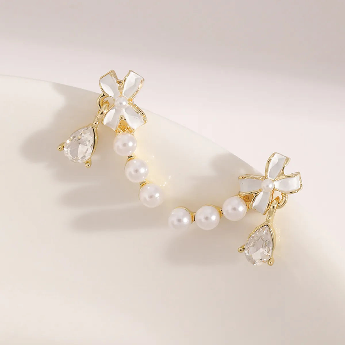 1 Pair Elegant Simple Style Pearl Bow Knot Alloy Rhinestone Drop Earrings