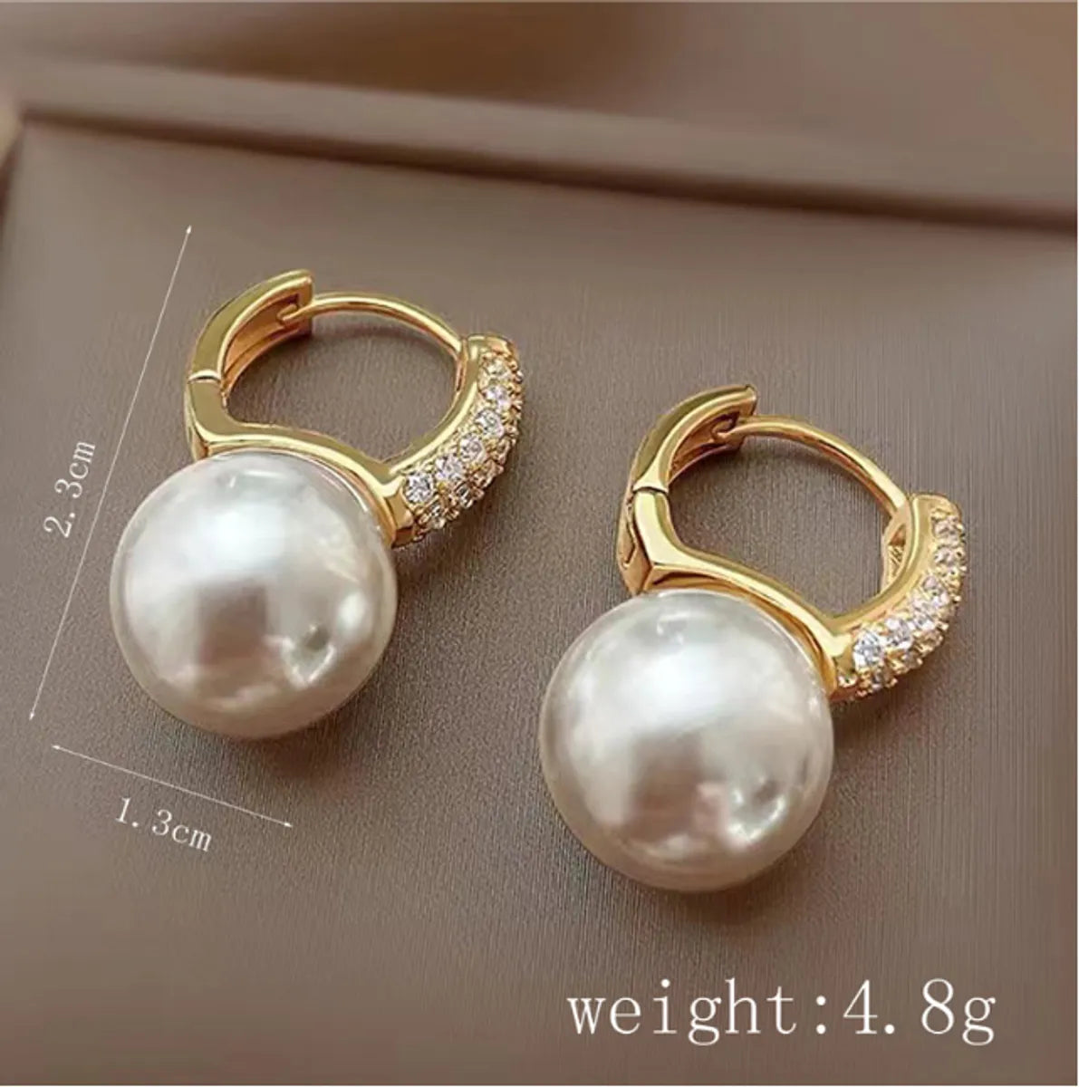 1 Pair Elegant Simple Style Round Copper Inlay Pearl Zircon Drop Earrings