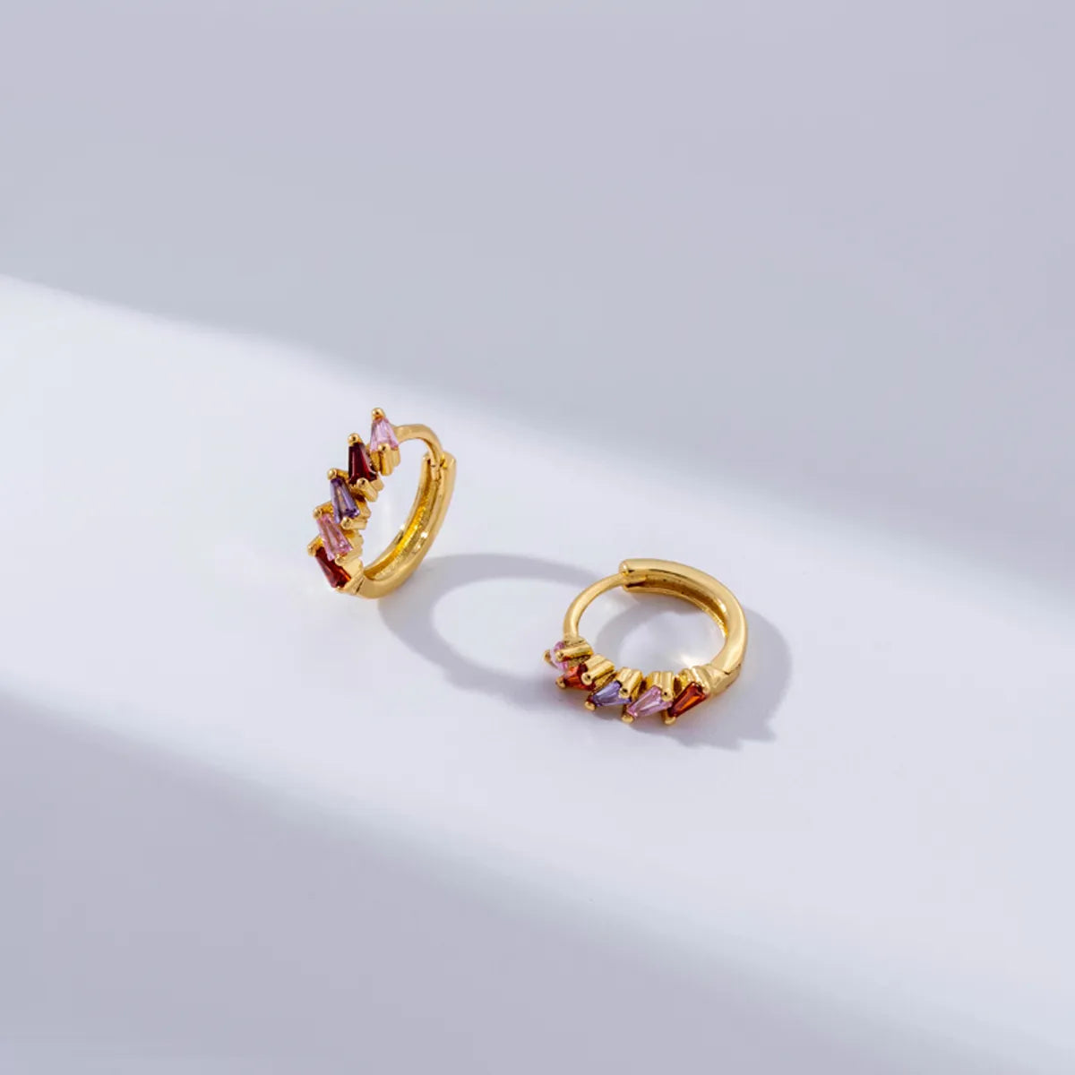 1 Pair Elegant Simple Style Round Plating Inlay Copper Zircon 18k Gold Plated Hoop Earrings