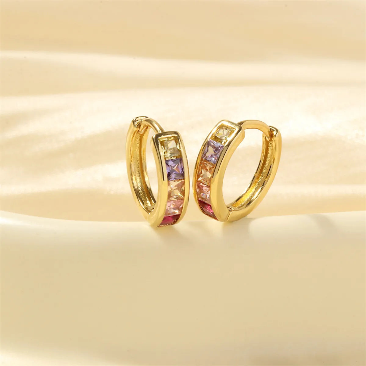 1 Pair Elegant Simple Style Shiny Circle Square Plating Inlay Copper Zircon 18k Gold Plated Earrings