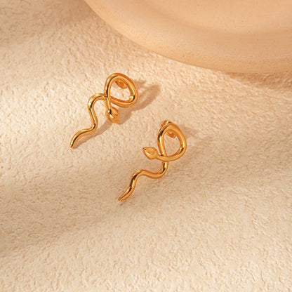 1 Pair Elegant Simple Style Snake Plating Stainless Steel Gold Plated Ear Studs