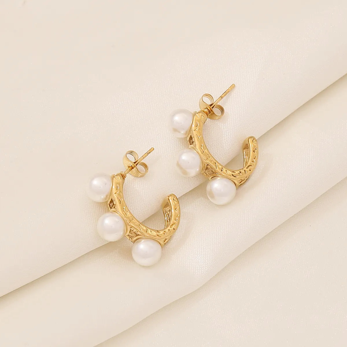 1 Pair Elegant Simple Style Solid Color Plating Inlay 304 Stainless Steel Pearl 18K Gold Plated Earrings