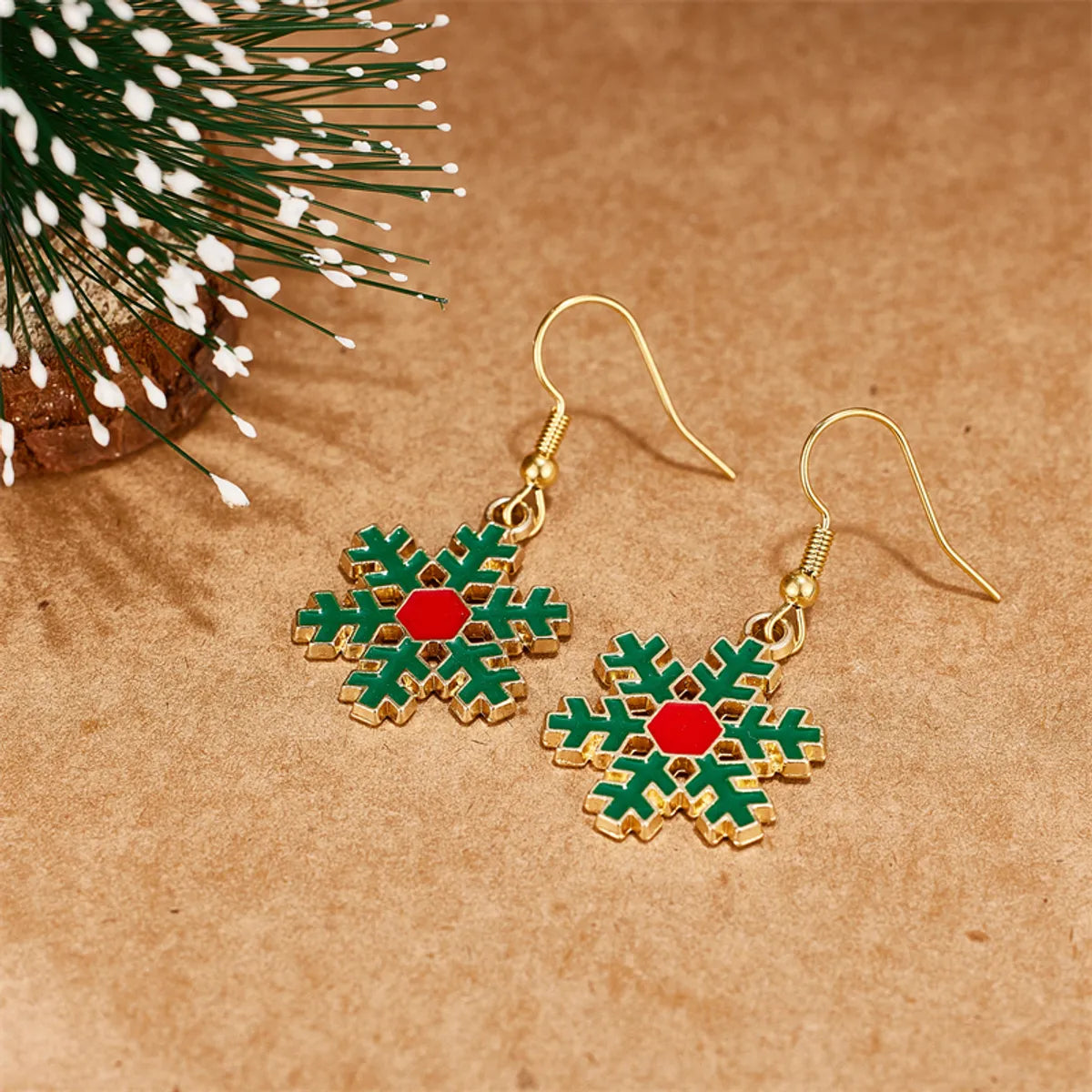 1 Pair Elegant Simple Style Streetwear Snowflake 304 Stainless Steel 18K Gold Plated Drop Earrings