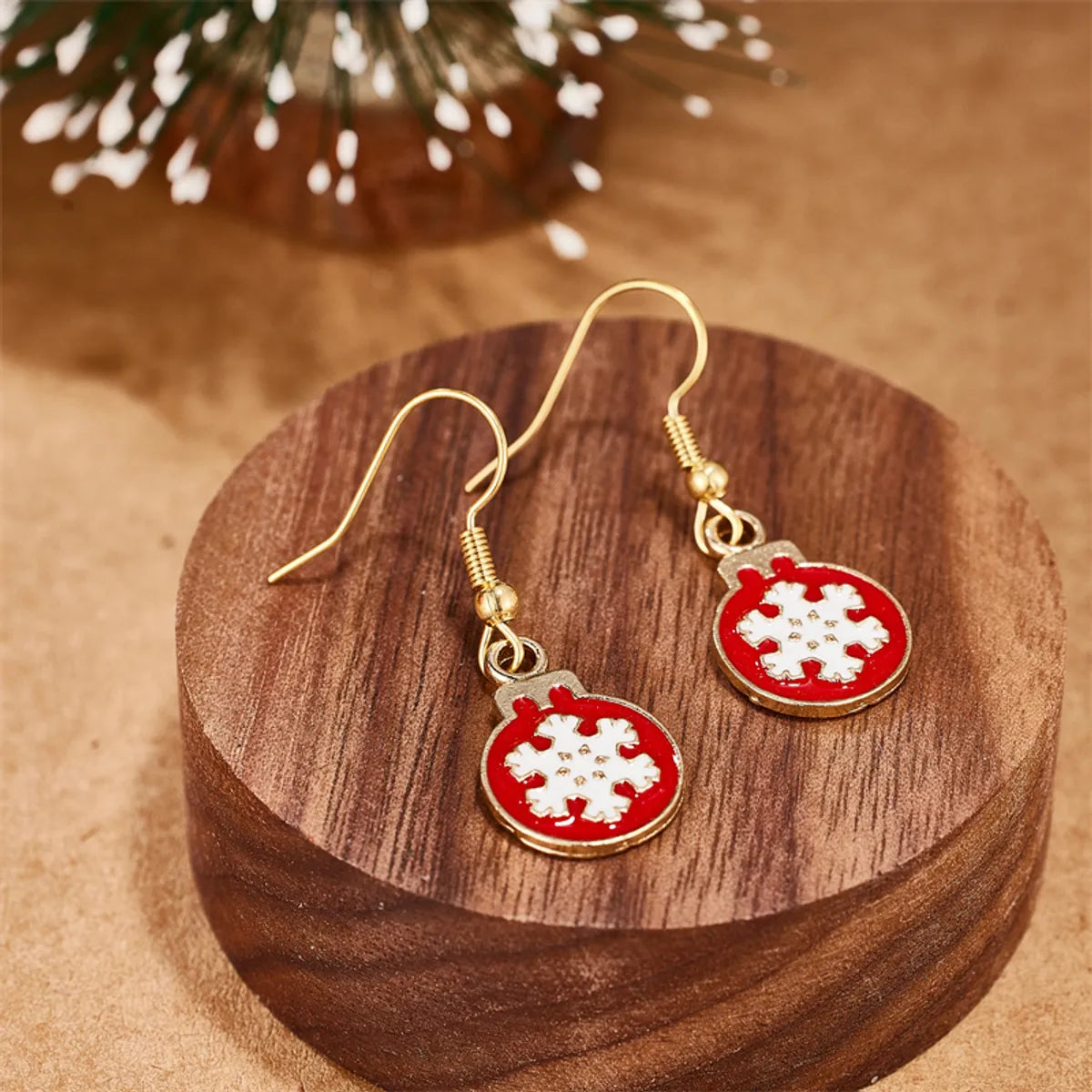 1 Pair Elegant Simple Style Streetwear Snowflake 304 Stainless Steel 18K Gold Plated Drop Earrings