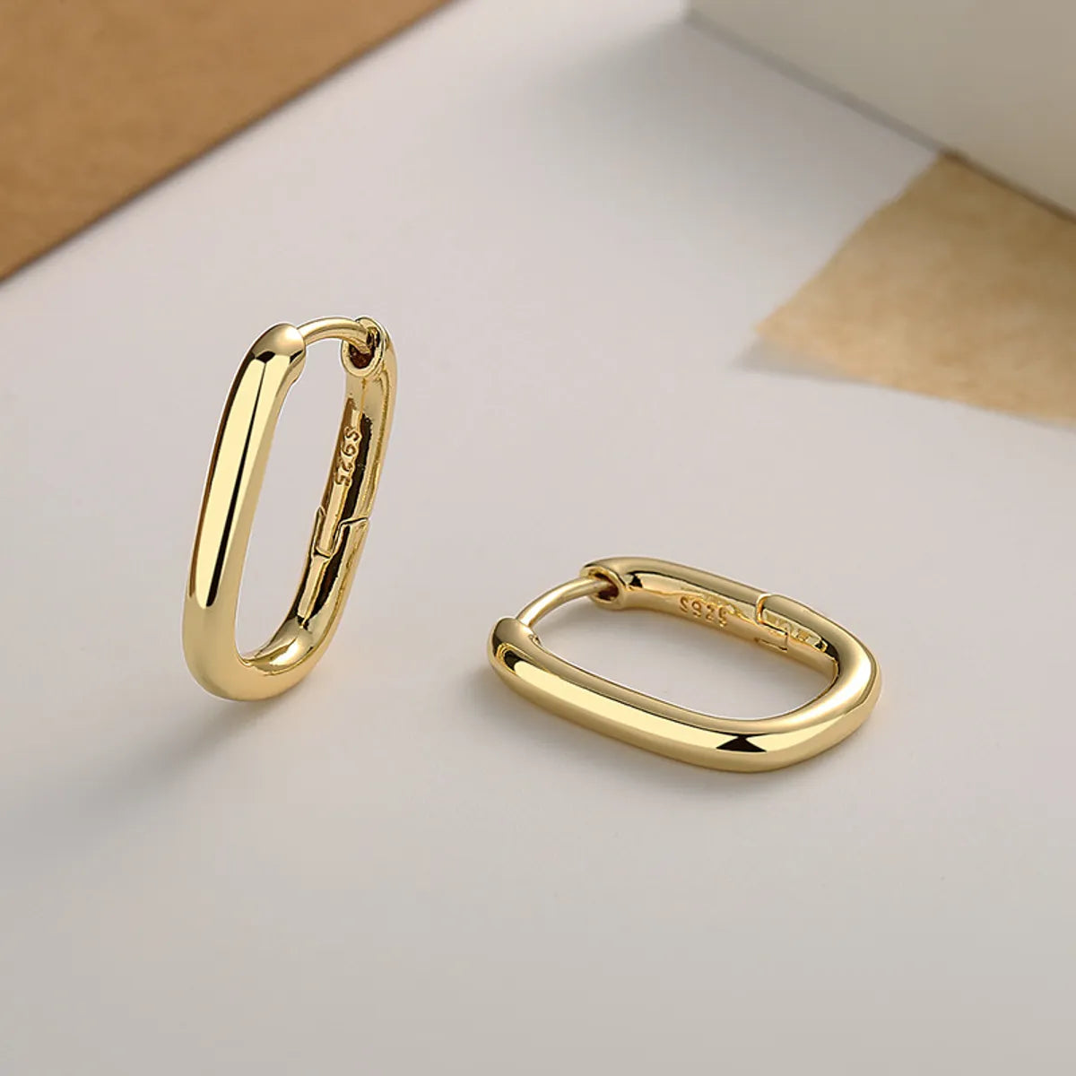 1 Pair Elegant Simple Style U Shape Plating Copper 18k Gold Plated Earrings