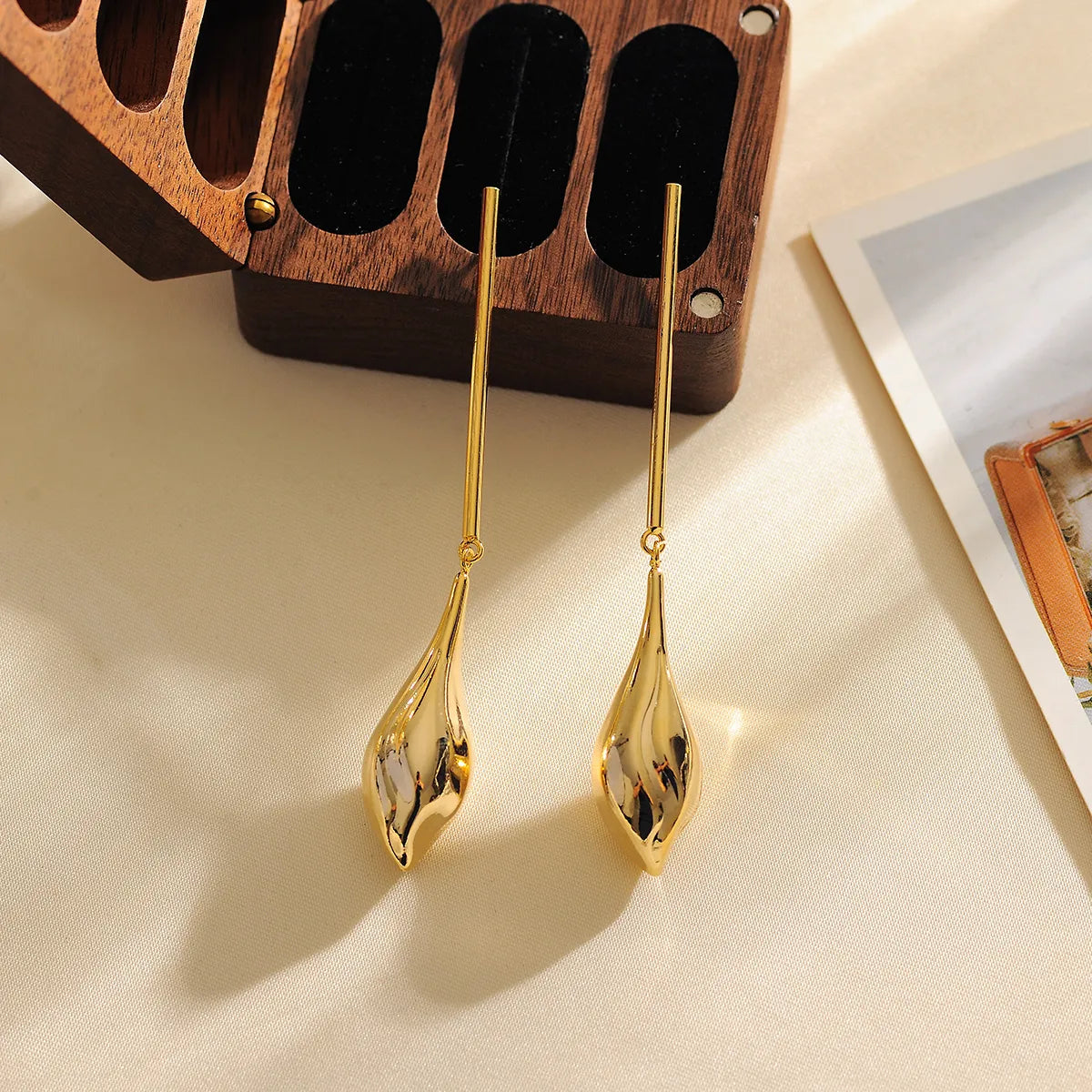 1 Pair Elegant Simple Style Water Droplets Plating Copper 18K Gold Plated Ear Studs