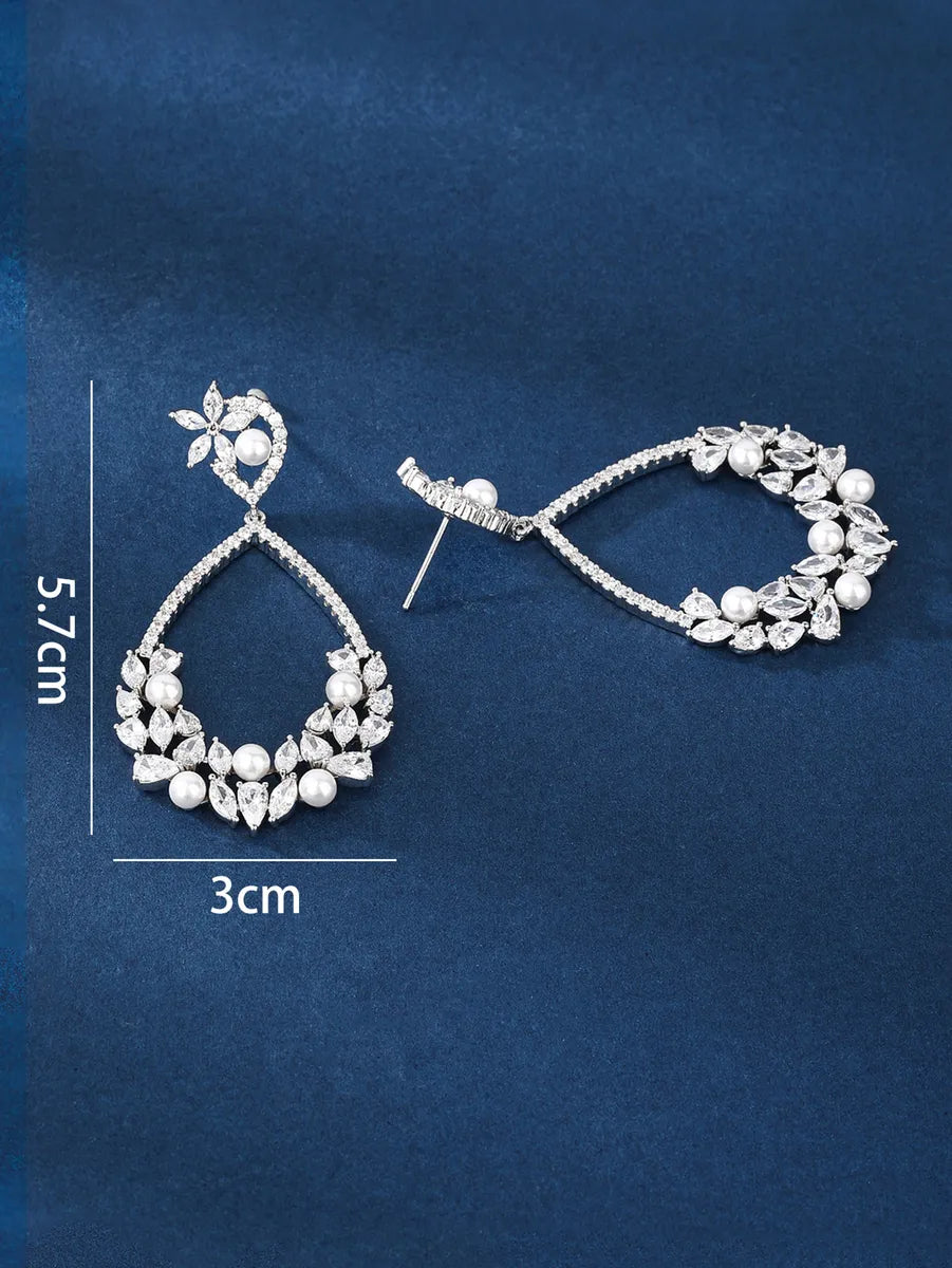 1 Pair Elegant Solid Color Plating Inlay Copper Artificial Pearls Zircon White Gold Plated Drop Earrings