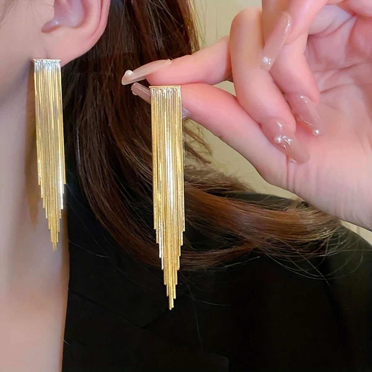 1 Pair Elegant Solid Color Tassel Plating Copper Gold Plated Drop Earrings