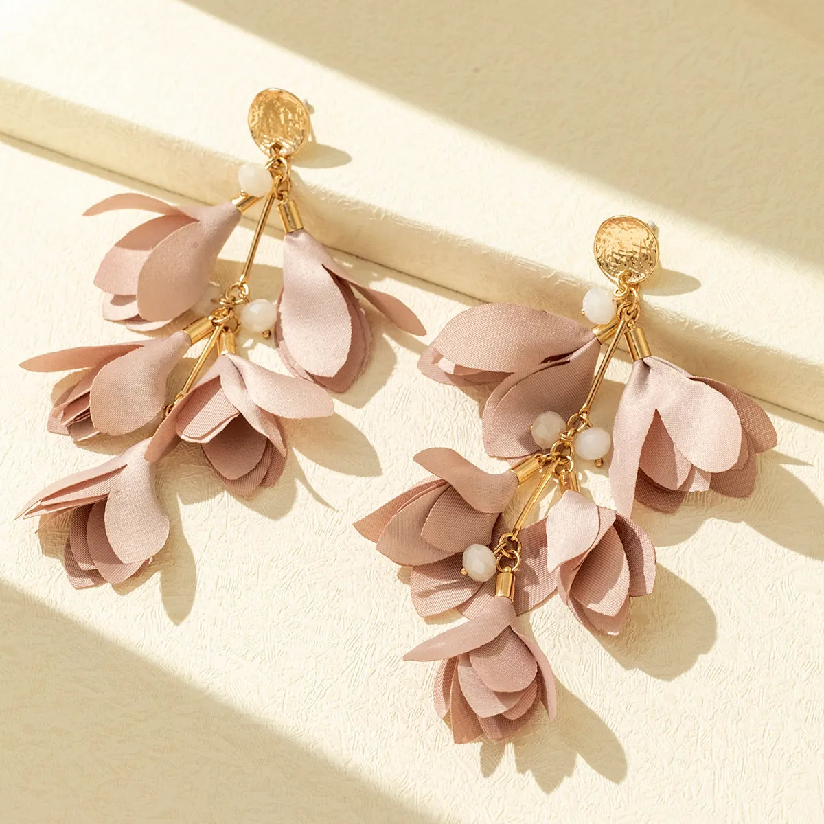 1 Pair Elegant Streetwear Flower Plating Alloy Polyester Gold Plated Drop Earrings