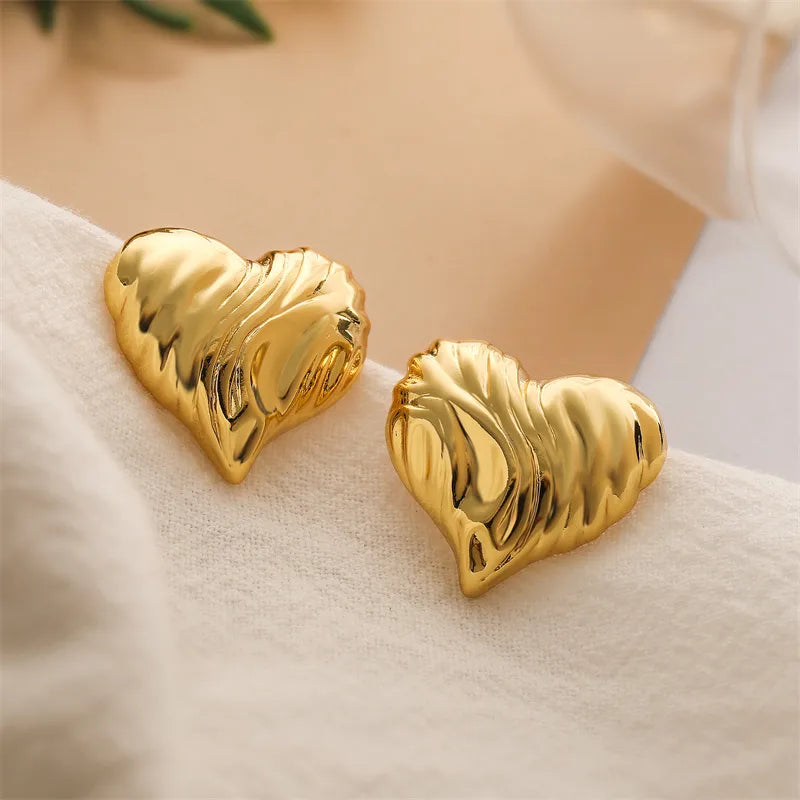 1 Pair Elegant Streetwear Heart Shape Plating Inlay Copper Rhinestones Gold Plated Ear Studs