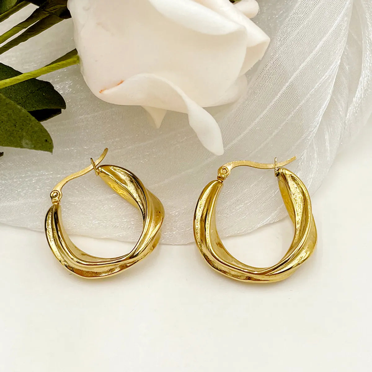 1 Pair Elegant Streetwear Irregular Plating Stainless Steel Gold Plated Earrings